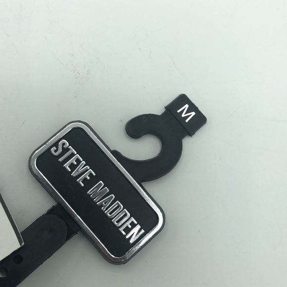 Steve Madden Women’s Belt Color: SAND Medium - Picture 5 of 7